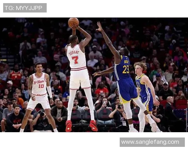 休斯敦迪迎战达拉斯FC激烈对决引发球迷热情期待