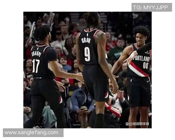 公牛队与76人队季后赛对决回顾及精彩瞬间分析