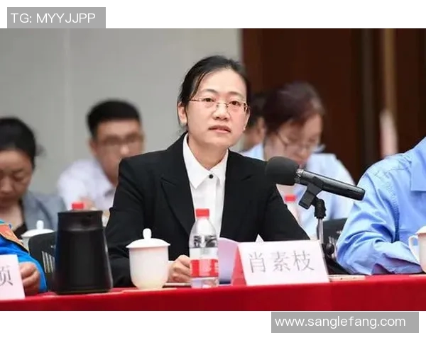 刘泽一的成长之路：从青涩少年到职场精英的奋斗故事