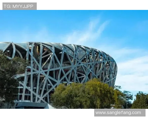 探索埃斯特旺的魅力与文化深度，揭示这座城市的独特风采与历史传承