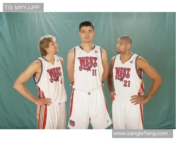 李慕豪的篮球之路：从青涩少年到职业球员的成长历程与奋斗故事