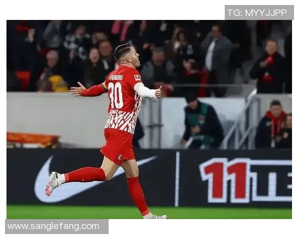 柏林赫塔与柔亚的精彩对决揭示足球战术与团队合作的魅力