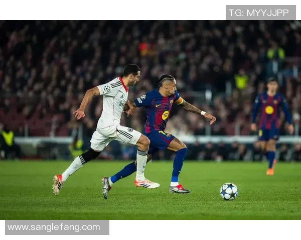 欧冠足球黑科技内置芯片实时追踪射门数据提升比赛分析精准度 欧冠足球黑科技内置芯片实时追踪射门数据提升比赛分析精准度