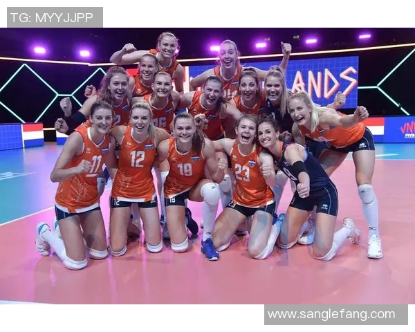 精彩回顾里约女排对阵荷兰的激烈比赛录像全程回放与分析