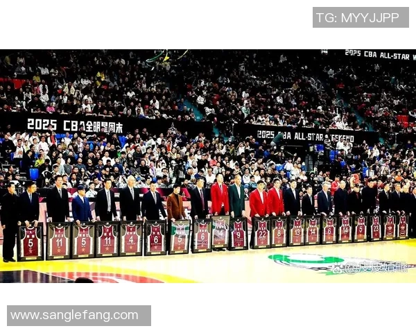 美国与中国篮球对抗赛高清回顾精彩瞬间分析与球员表现解读