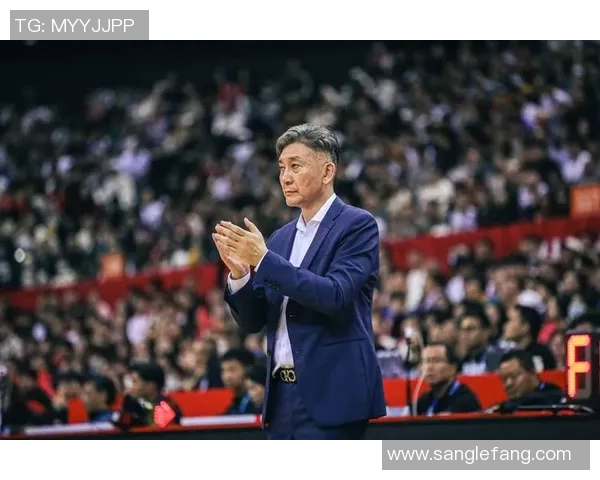 贺希宁:从篮球新星到职业生涯的辉煌之路探索与成长 贺希宁:从篮球新星到职业生涯的辉煌之路探索与成长