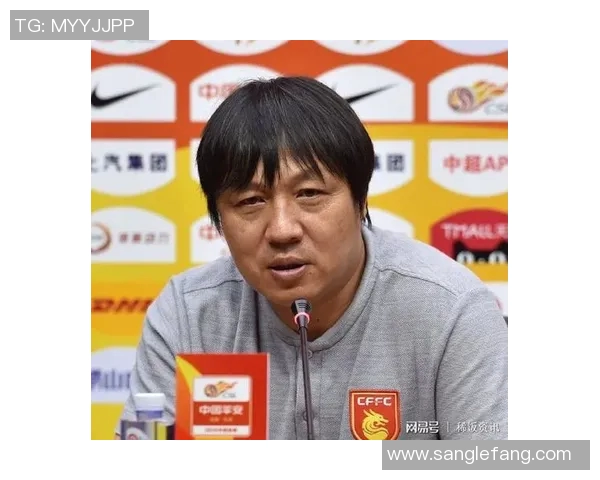 AC奥卢与洪卡激战正酣谁能在这场对决中笑到最后