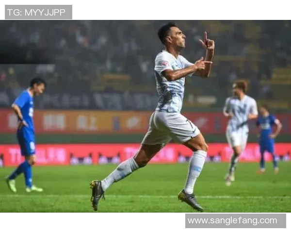 伯纳乌球场翻修计划启动皇马欧冠主场暂借马竞主场进行比赛